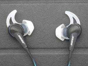 Bose-QC20-with-Stay-Hear-Eartips